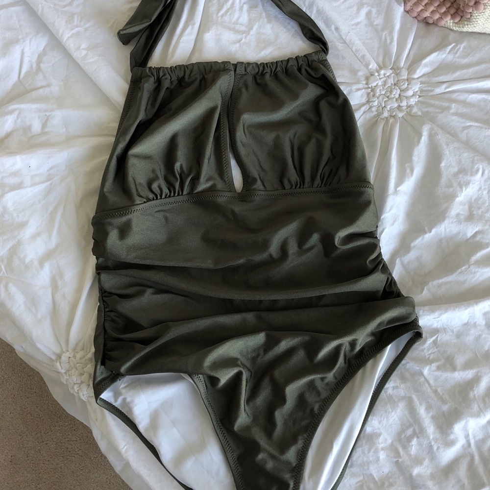 Cupshe One-piece Swimsuit